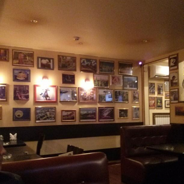 Ресторанный сервис бронирования столиков menu-rest.com - Интерьер ресторана "DUCKSTAR`S"