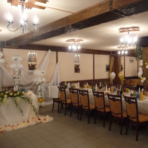 Ресторанный сервис бронирования столиков menu-rest.com - Интерьер ресторана "Ухтомская усадьба"