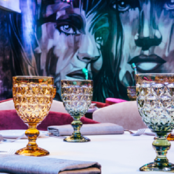 Ресторанный сервис бронирования столиков menu-rest.com - Интерьер ресторана "Образ"