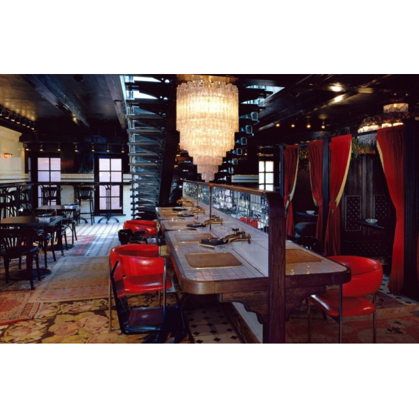 Ресторанный сервис бронирования столиков menu-rest.com - Интерьер ресторана "Denis Simachev Shop & Bar"