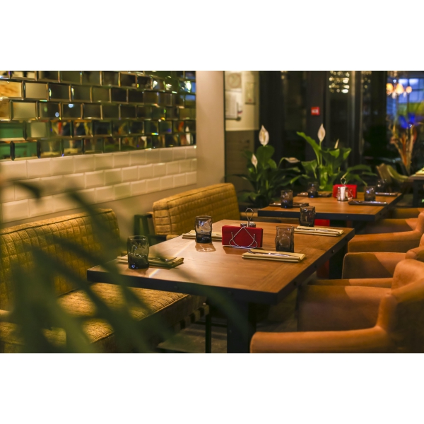 Ресторанный сервис бронирования столиков menu-rest.com - Интерьер ресторана "Батони"