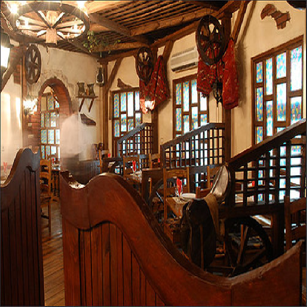 Ресторанный сервис бронирования столиков menu-rest.com - Интерьер ресторана "Каретный двор"