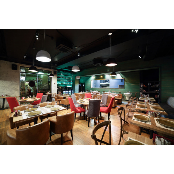 Ресторанный сервис бронирования столиков menu-rest.com - Интерьер ресторана "Батони"