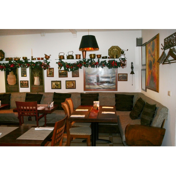 Ресторанный сервис бронирования столиков menu-rest.com - Интерьер ресторана "Соль и Перец"