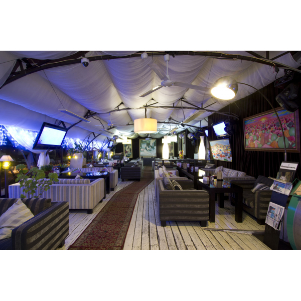 Ресторанный сервис бронирования столиков menu-rest.com - Интерьер ресторана "Кафе в Киноцентре на Красной Пресне"