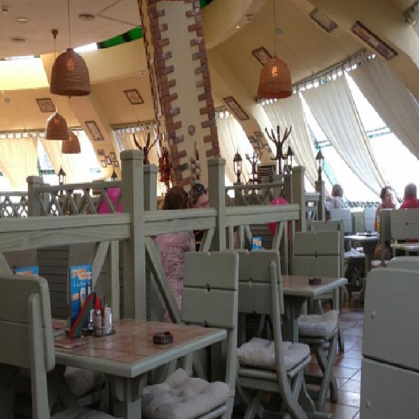 Ресторанный сервис бронирования столиков menu-rest.com - Интерьер ресторана "Бистро Пронто"