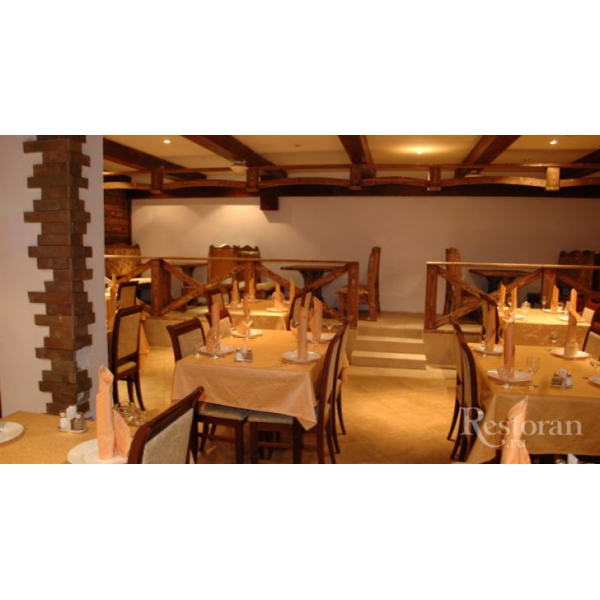 Ресторанный сервис бронирования столиков menu-rest.com - Интерьер ресторана "Аромат Востока"