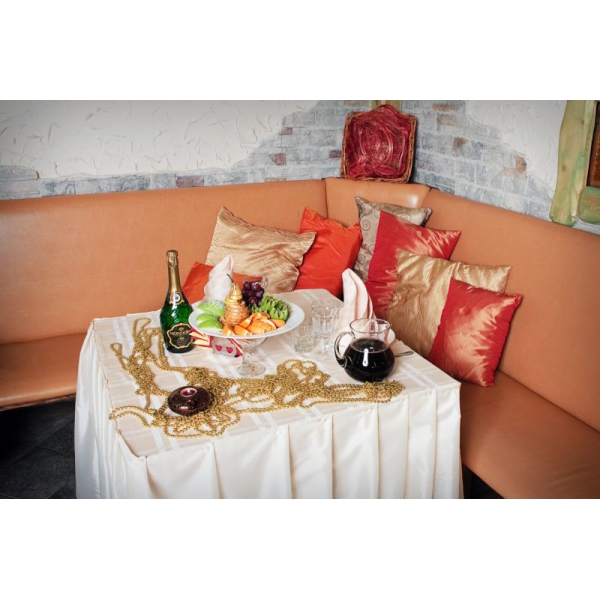 Ресторанный сервис бронирования столиков menu-rest.com - Интерьер ресторана "Малахит"