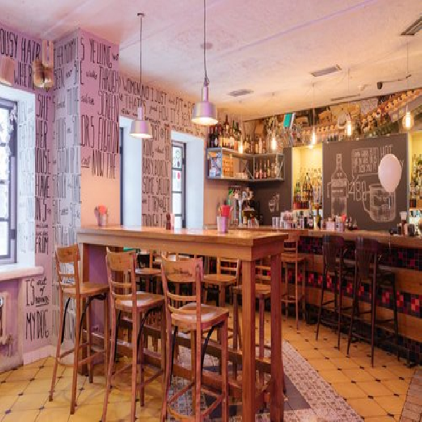 Ресторанный сервис бронирования столиков menu-rest.com - Интерьер ресторана "Юность"