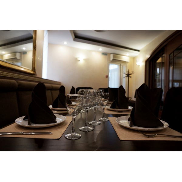 Ресторанный сервис бронирования столиков menu-rest.com - Интерьер ресторана "Хинкальная.Ge"