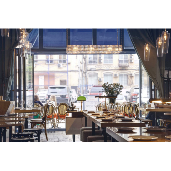 Ресторанный сервис бронирования столиков menu-rest.com - Интерьер ресторана "Buro Canteen"