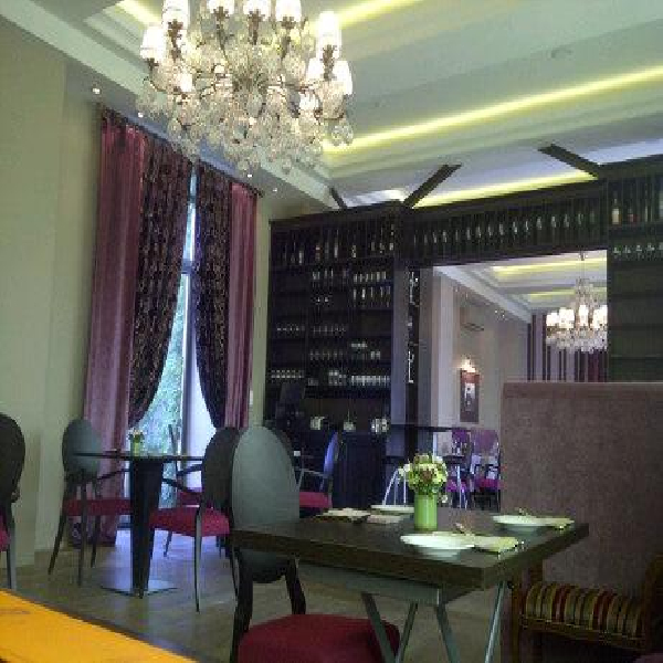 Ресторанный сервис бронирования столиков menu-rest.com - Интерьер ресторана "Escabar"