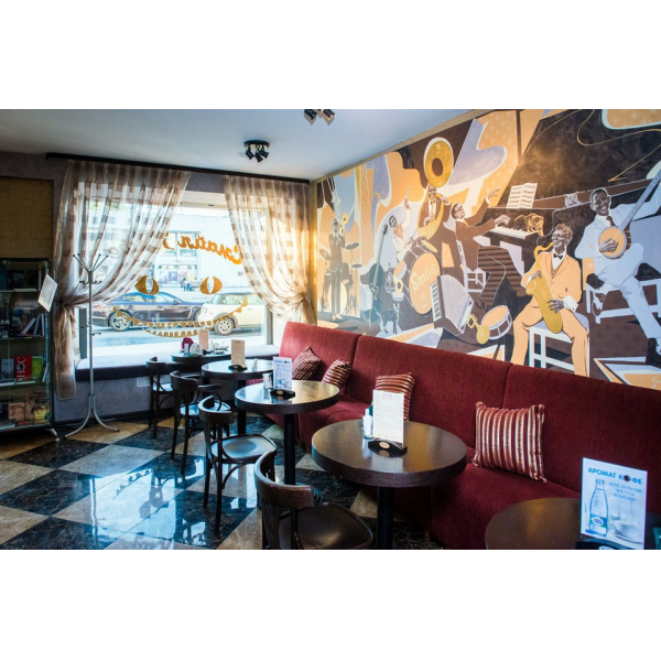 Ресторанный сервис бронирования столиков menu-rest.com - Интерьер ресторана "Смайл"