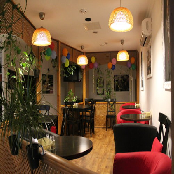 Ресторанный сервис бронирования столиков menu-rest.com - Интерьер ресторана "Какао для Алисы"