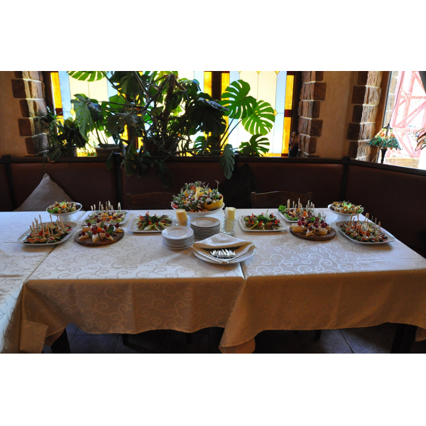 Ресторанный сервис бронирования столиков menu-rest.com - Интерьер ресторана "Мериталь"