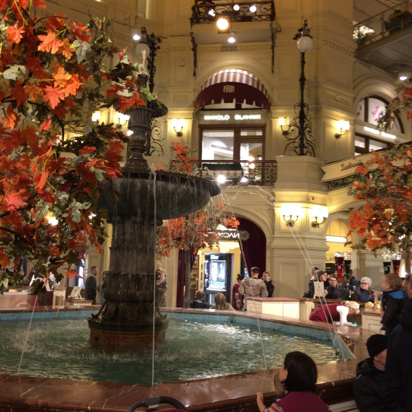 Ресторанный сервис бронирования столиков menu-rest.com - Интерьер ресторана "У Фонтана"