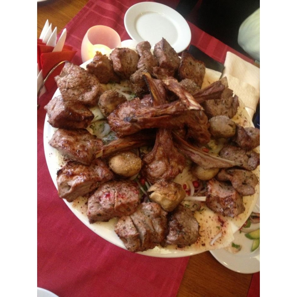 Ресторанный сервис бронирования столиков menu-rest.com - Интерьер ресторана "Шашлык-Машлык"