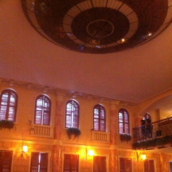 Ресторанный сервис бронирования столиков menu-rest.com - Интерьер ресторана "Венеция"