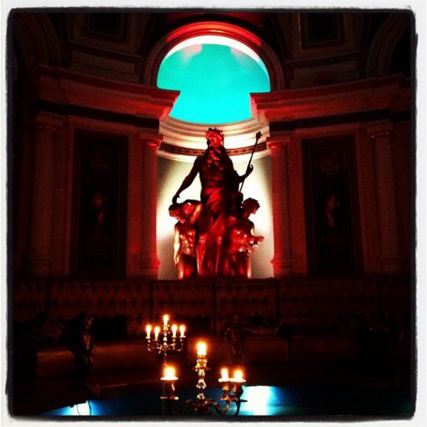 Ресторанный сервис бронирования столиков menu-rest.com - Интерьер ресторана "Серебряный век"