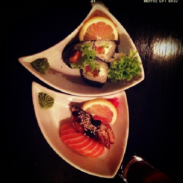 Ресторанный сервис бронирования столиков menu-rest.com - Интерьер ресторана "Две палочки"