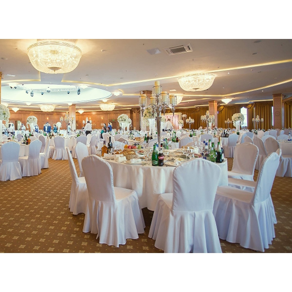 Ресторанный сервис бронирования столиков menu-rest.com - Интерьер ресторана "Гостиничный комплекс Принц Парк"