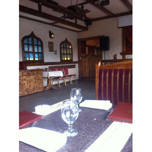 Ресторанный сервис бронирования столиков menu-rest.com - Интерьер ресторана "Старый город"