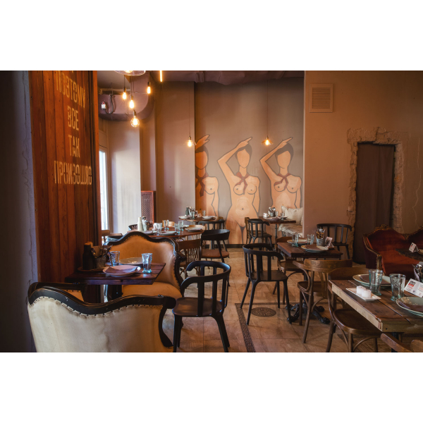 Ресторанный сервис бронирования столиков menu-rest.com - Интерьер ресторана "Московские каникулы"