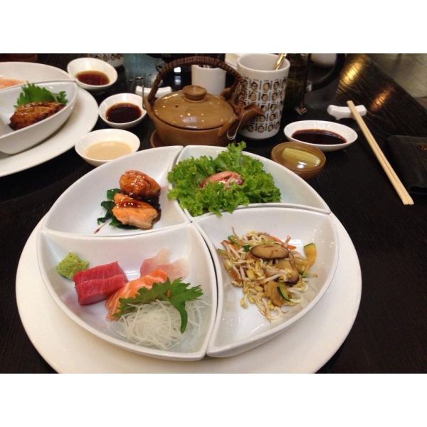 Ресторанный сервис бронирования столиков menu-rest.com - Интерьер ресторана "Sumosan"