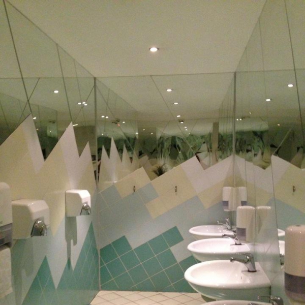 Ресторанный сервис бронирования столиков menu-rest.com - Интерьер ресторана "Якитория"