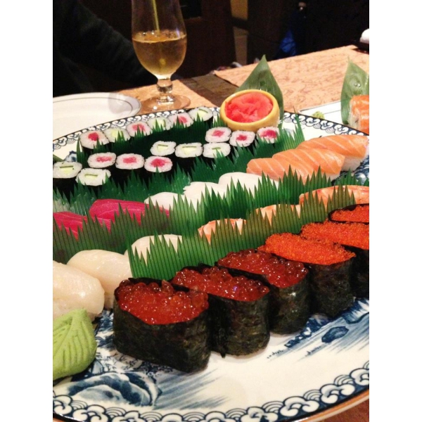 Ресторанный сервис бронирования столиков menu-rest.com - Интерьер ресторана "Ю-мэ"