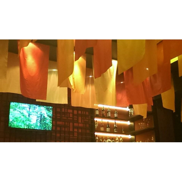 Ресторанный сервис бронирования столиков menu-rest.com - Интерьер ресторана "Maki Maki"