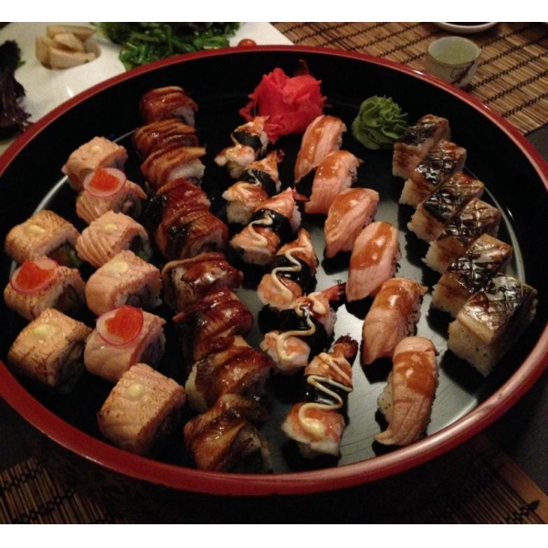 Ресторанный сервис бронирования столиков menu-rest.com - Интерьер ресторана "Цветение Сакуры"