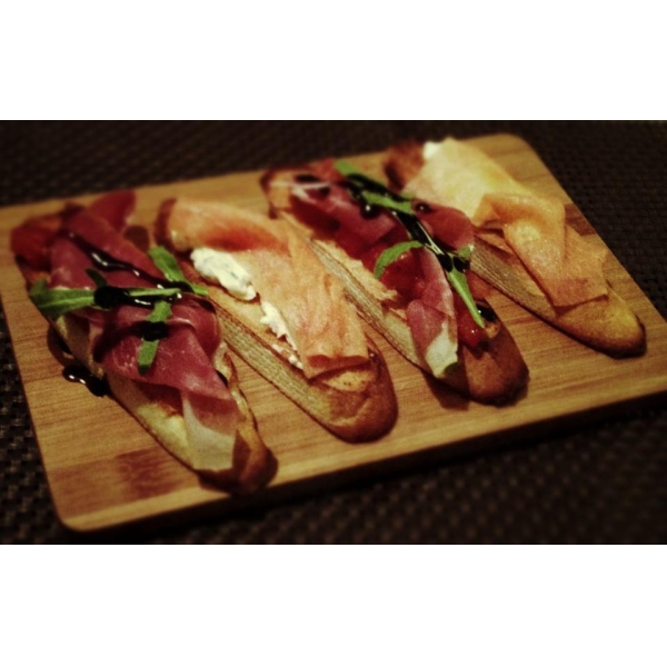 Ресторанный сервис бронирования столиков menu-rest.com - Интерьер ресторана "Васаби Розарио"