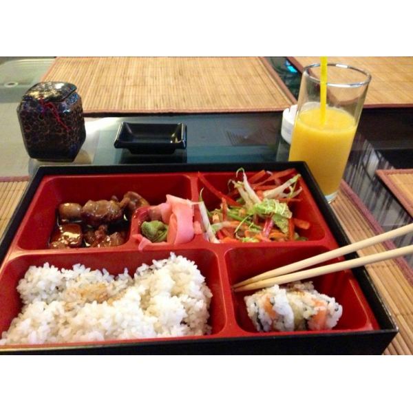 Ресторанный сервис бронирования столиков menu-rest.com - Интерьер ресторана "Васаби Розарио"