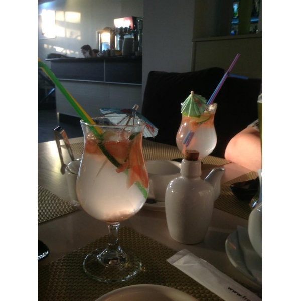 Ресторанный сервис бронирования столиков menu-rest.com - Интерьер ресторана "Fresh Суши"