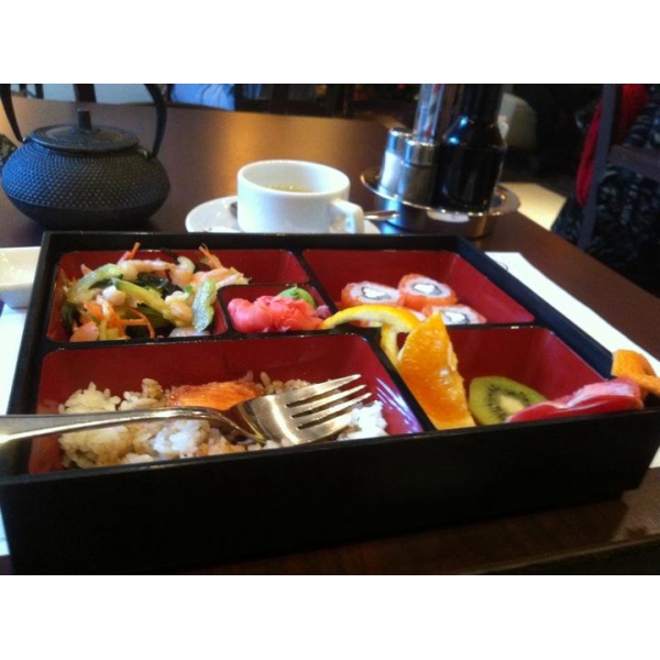 Ресторанный сервис бронирования столиков menu-rest.com - Интерьер ресторана "Планета Суши"