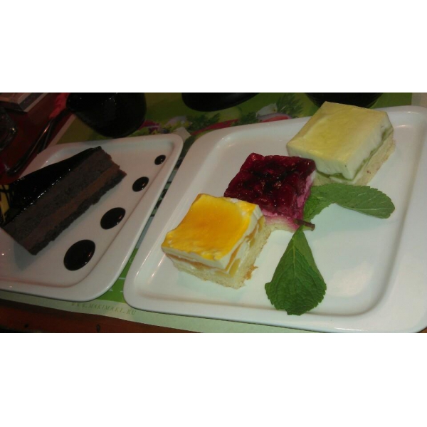 Ресторанный сервис бронирования столиков menu-rest.com - Интерьер ресторана "Maki Maki"