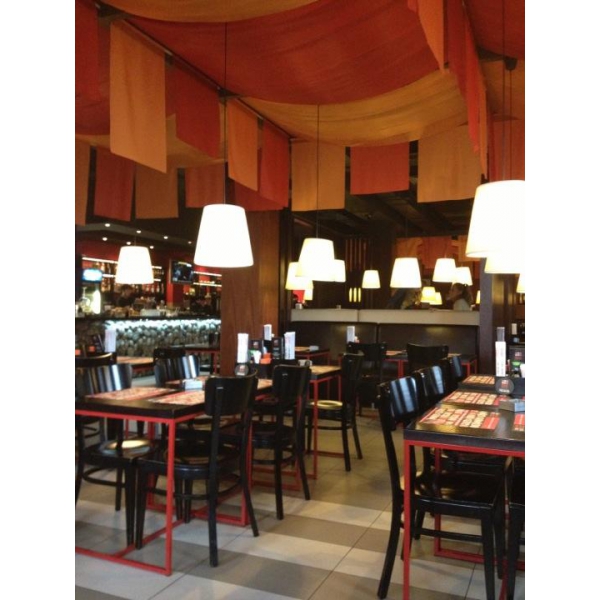 Ресторанный сервис бронирования столиков menu-rest.com - Интерьер ресторана "Maki Maki"