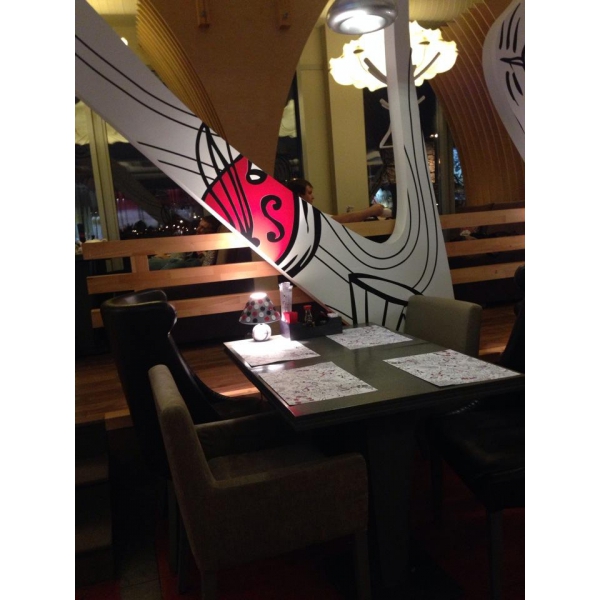 Ресторанный сервис бронирования столиков menu-rest.com - Интерьер ресторана "MENZA"