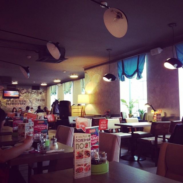 Ресторанный сервис бронирования столиков menu-rest.com - Интерьер ресторана "Ваби Саби"