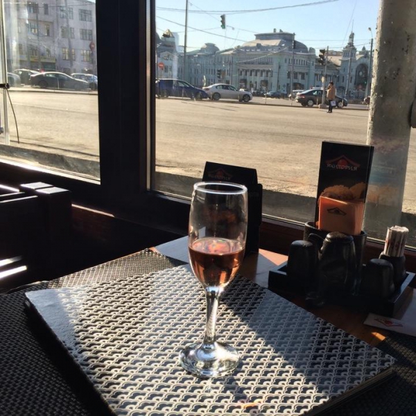 Ресторанный сервис бронирования столиков menu-rest.com - Интерьер ресторана "Якитория"