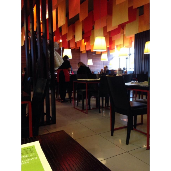 Ресторанный сервис бронирования столиков menu-rest.com - Интерьер ресторана "Maki Maki"