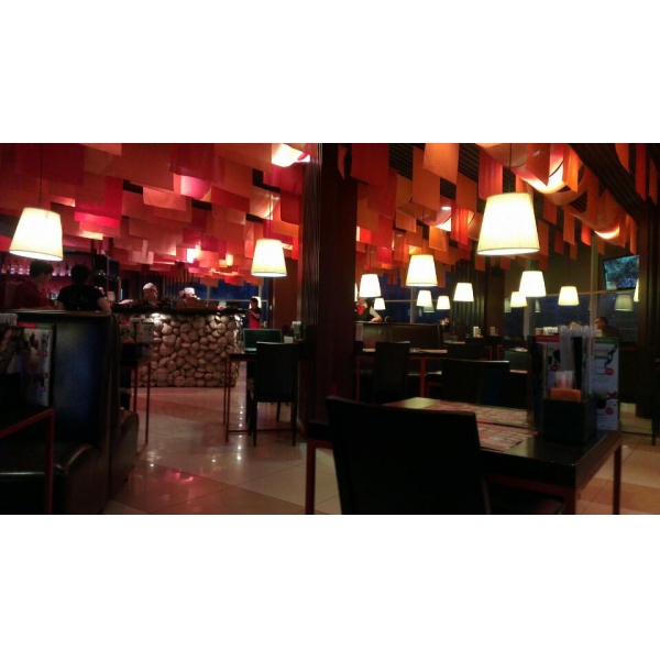 Ресторанный сервис бронирования столиков menu-rest.com - Интерьер ресторана "Maki Maki"