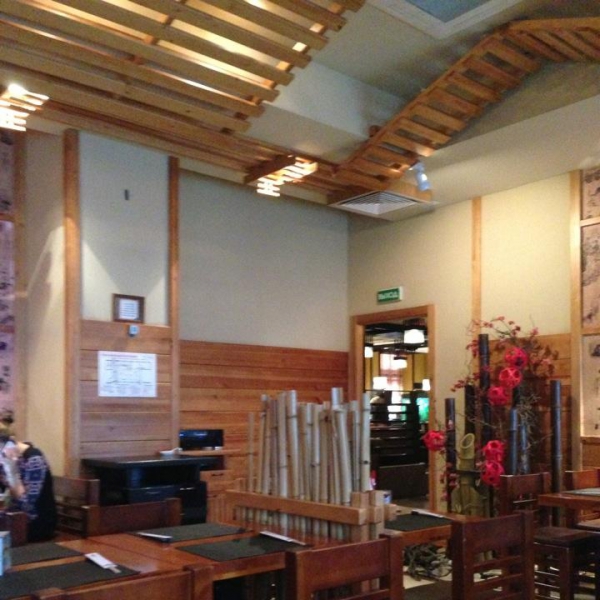 Ресторанный сервис бронирования столиков menu-rest.com - Интерьер ресторана "Якитория"