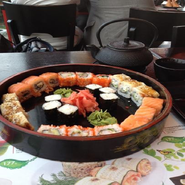 Ресторанный сервис бронирования столиков menu-rest.com - Интерьер ресторана "Maki Maki"