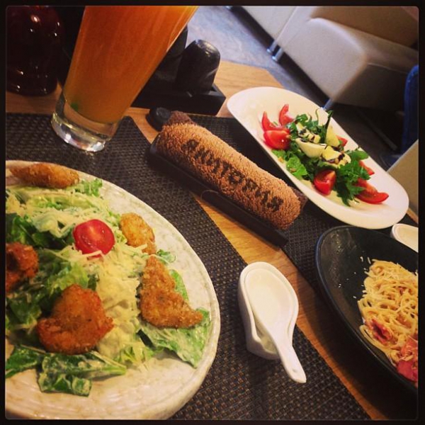 Ресторанный сервис бронирования столиков menu-rest.com - Интерьер ресторана "Якитория"