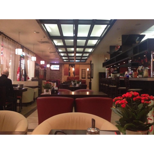 Ресторанный сервис бронирования столиков menu-rest.com - Интерьер ресторана "Планета Суши"