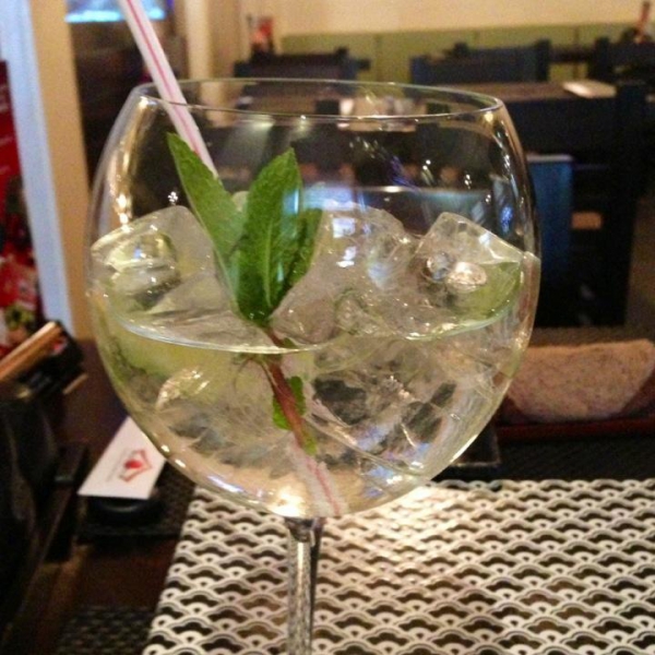 Ресторанный сервис бронирования столиков menu-rest.com - Интерьер ресторана "Якитория"