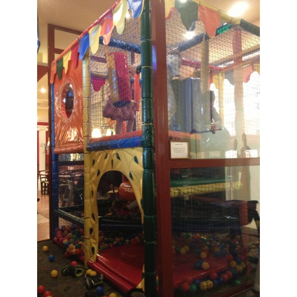 Ресторанный сервис бронирования столиков menu-rest.com - Интерьер ресторана "Планета Суши"