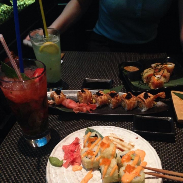 Ресторанный сервис бронирования столиков menu-rest.com - Интерьер ресторана "Якитория"